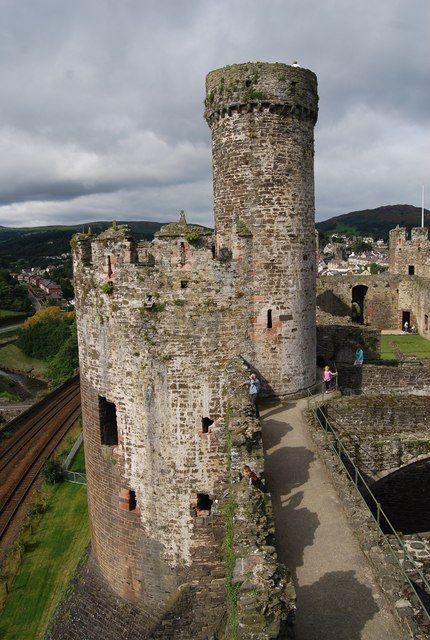 Conwy Castle - BakehouseTower