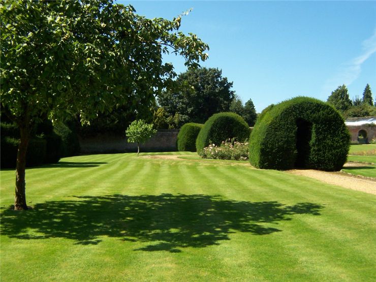 Gardens at Highclere Castle